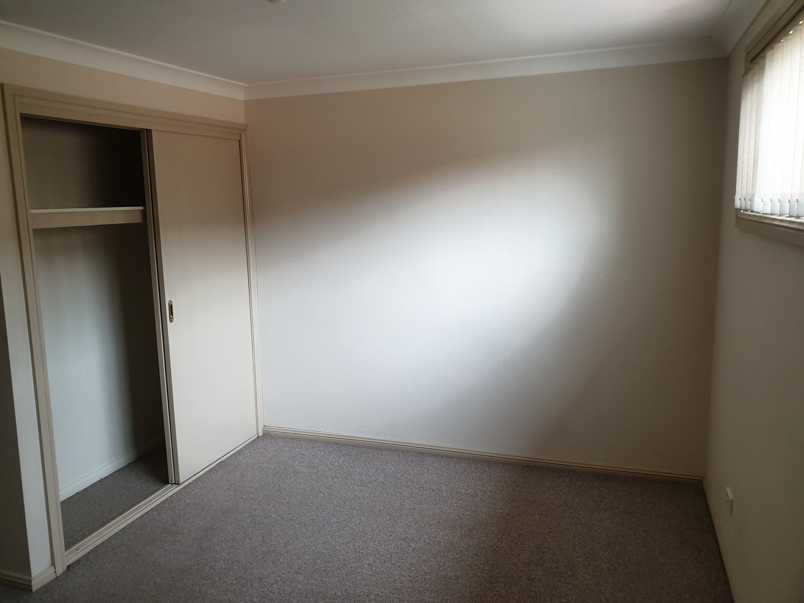 3/68 Castlereagh Street PENRITH 11