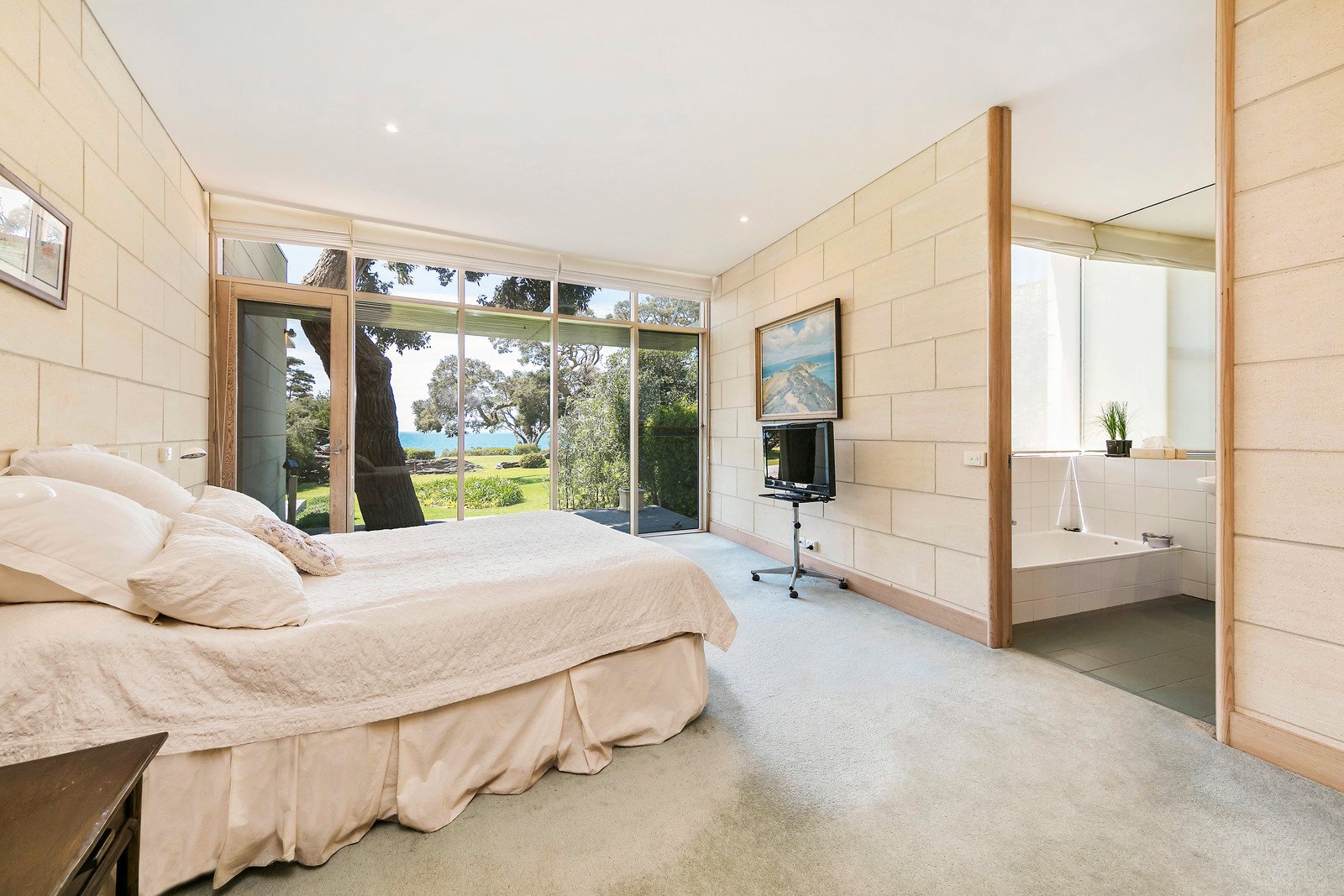 Real Estate and Property in 3682 Point Nepean Road, Portsea, VIC