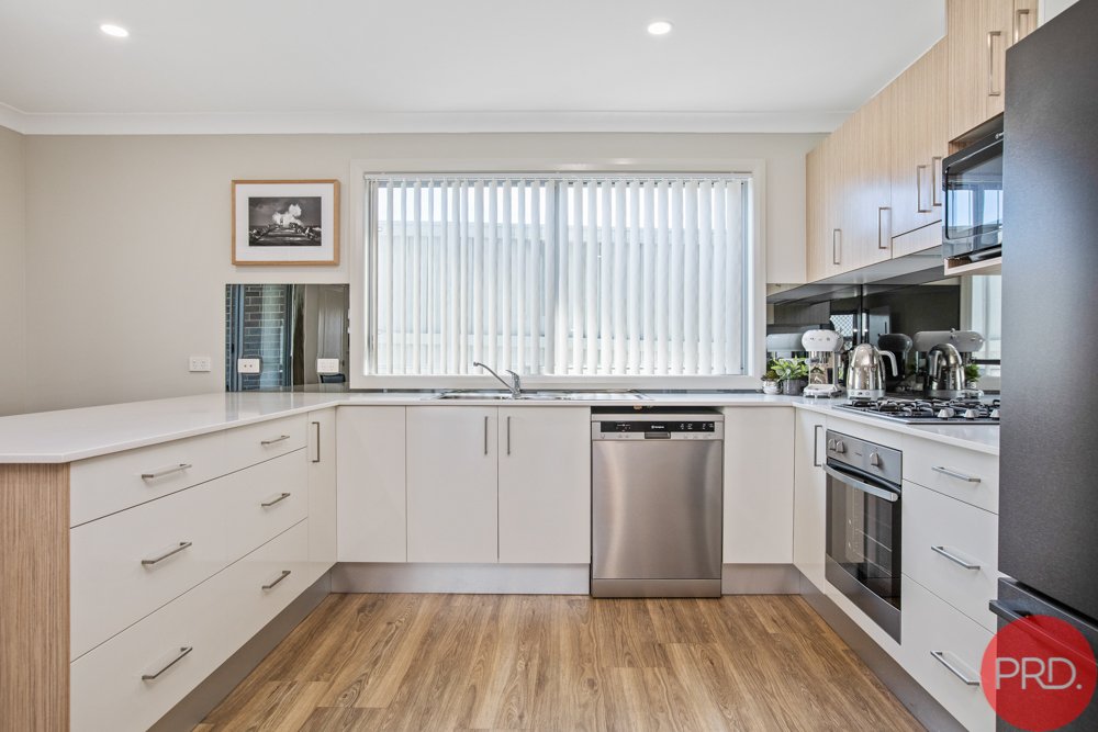 3/69 Mckeachie Drive ABERGLASSLYN 5