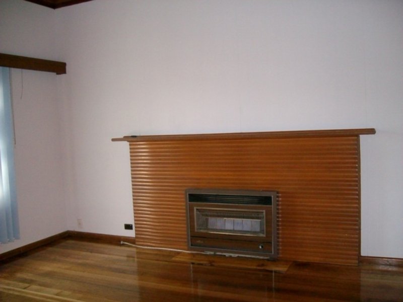 Gallery: 369 Williamstown Road