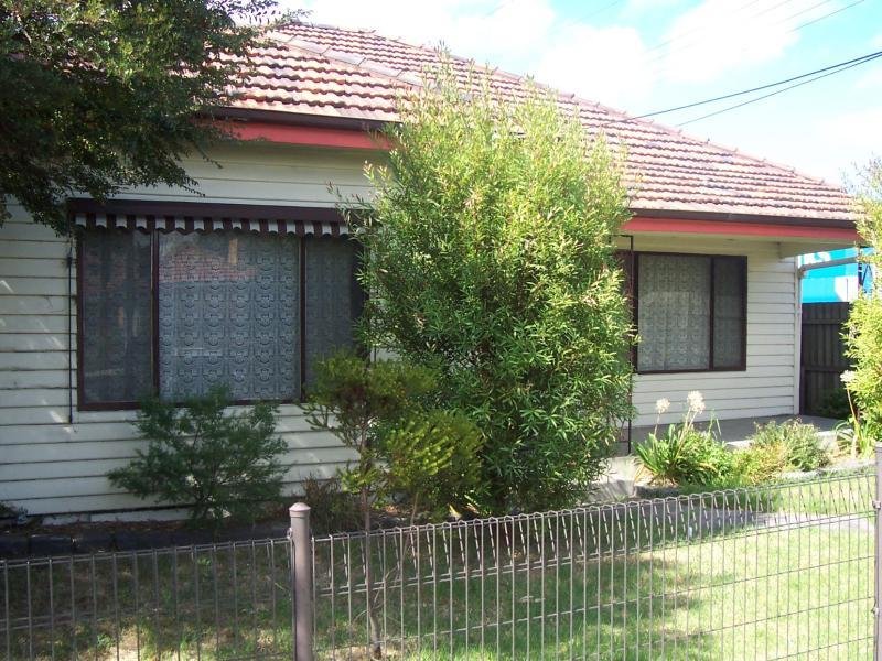 Gallery: 369 Williamstown Road