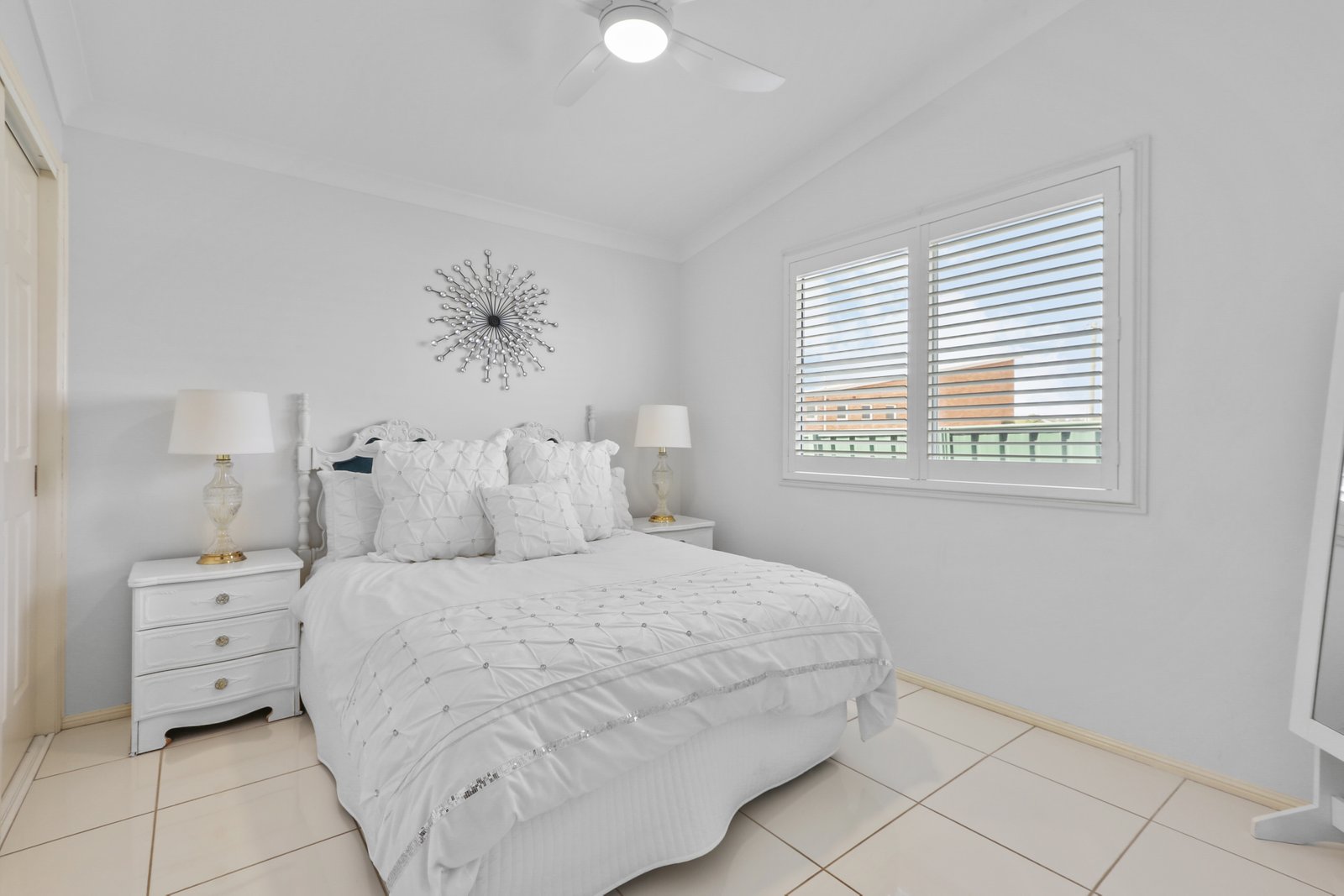 369/210 Windang Road WINDANG 5