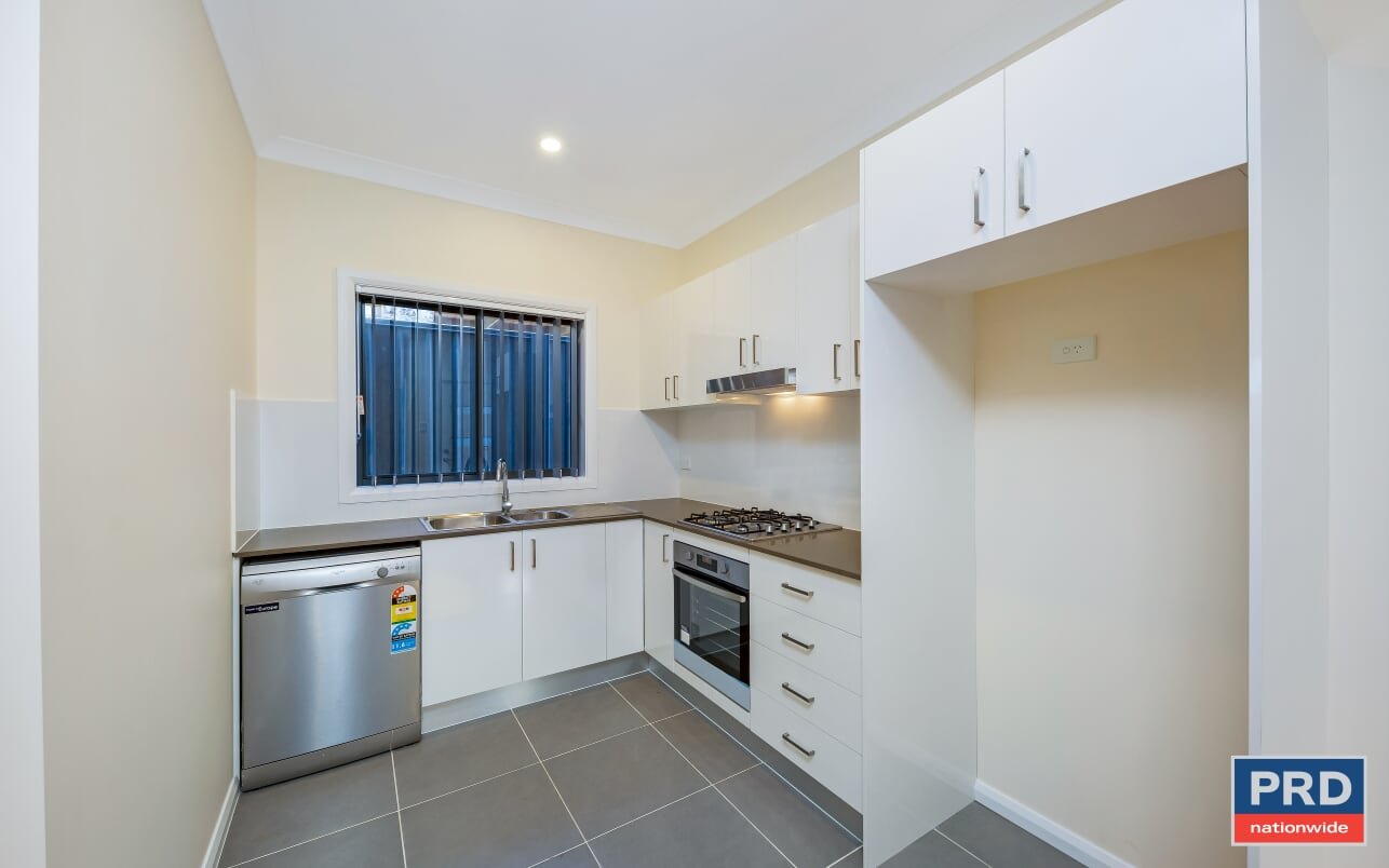 36A Chester Road INGLEBURN 3