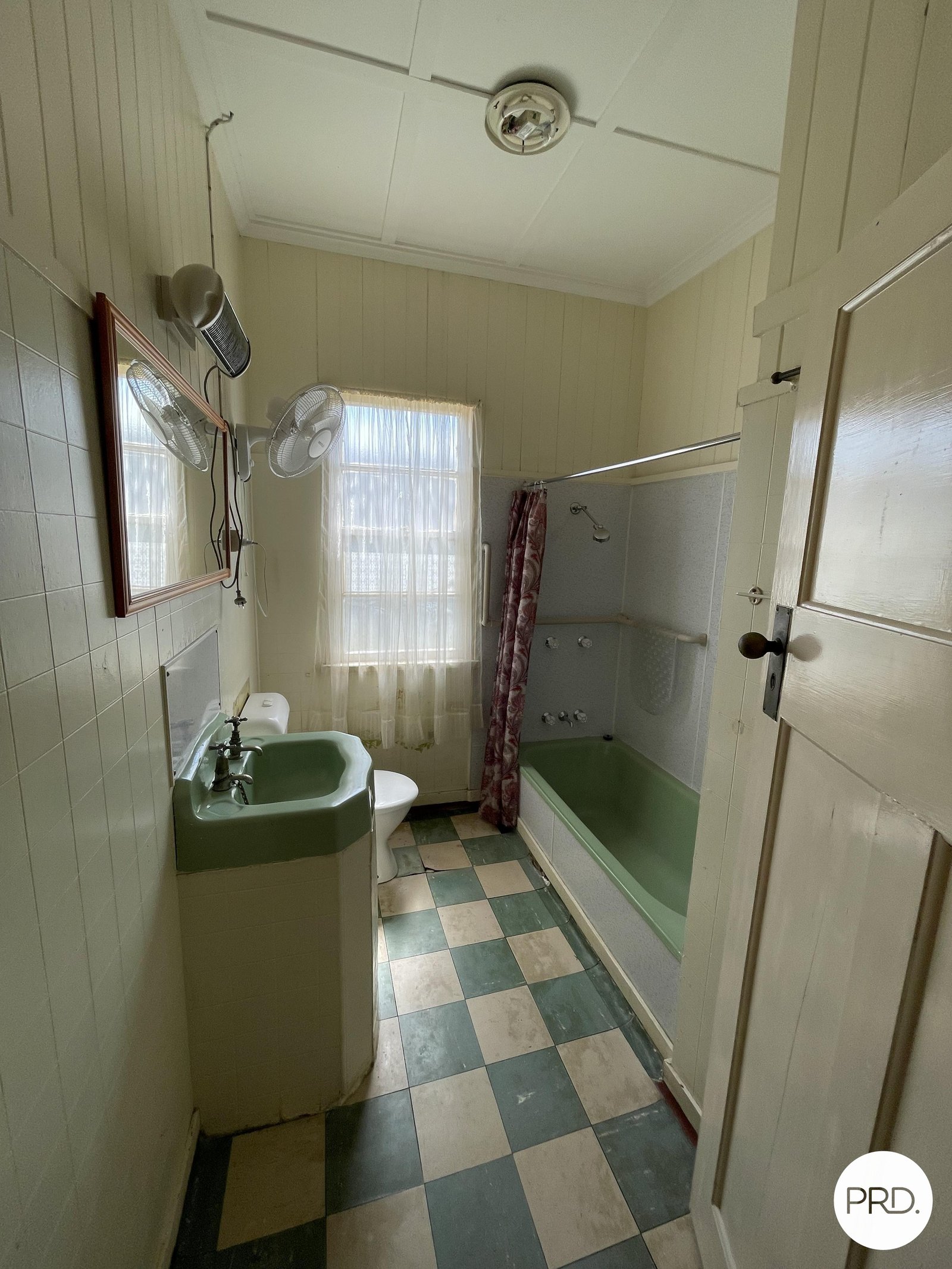 36a John Street ROSEWOOD 6