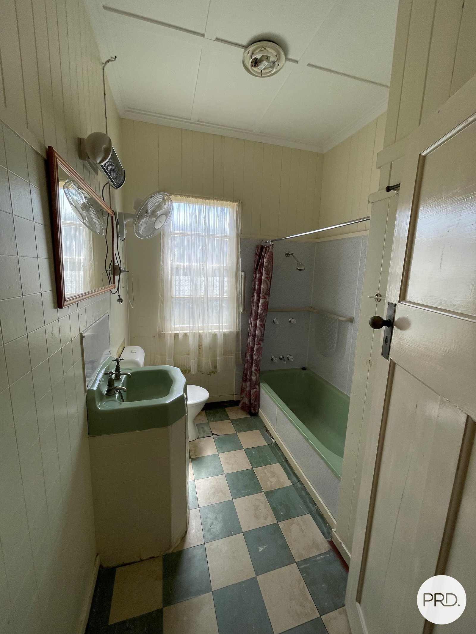 36a John Street ROSEWOOD 6