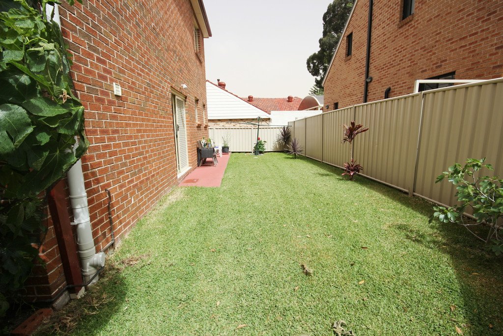 36A Park Street PEAKHURST 12