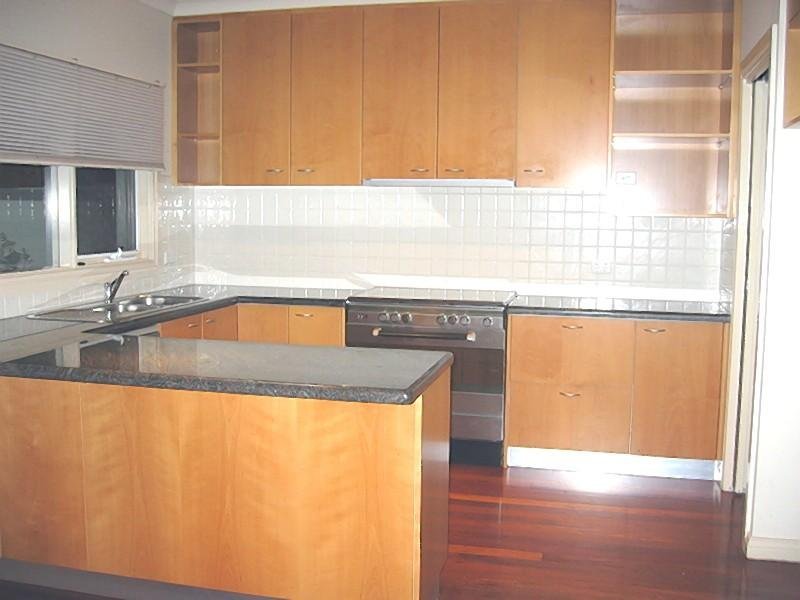 Gallery: 36A Plummer Road