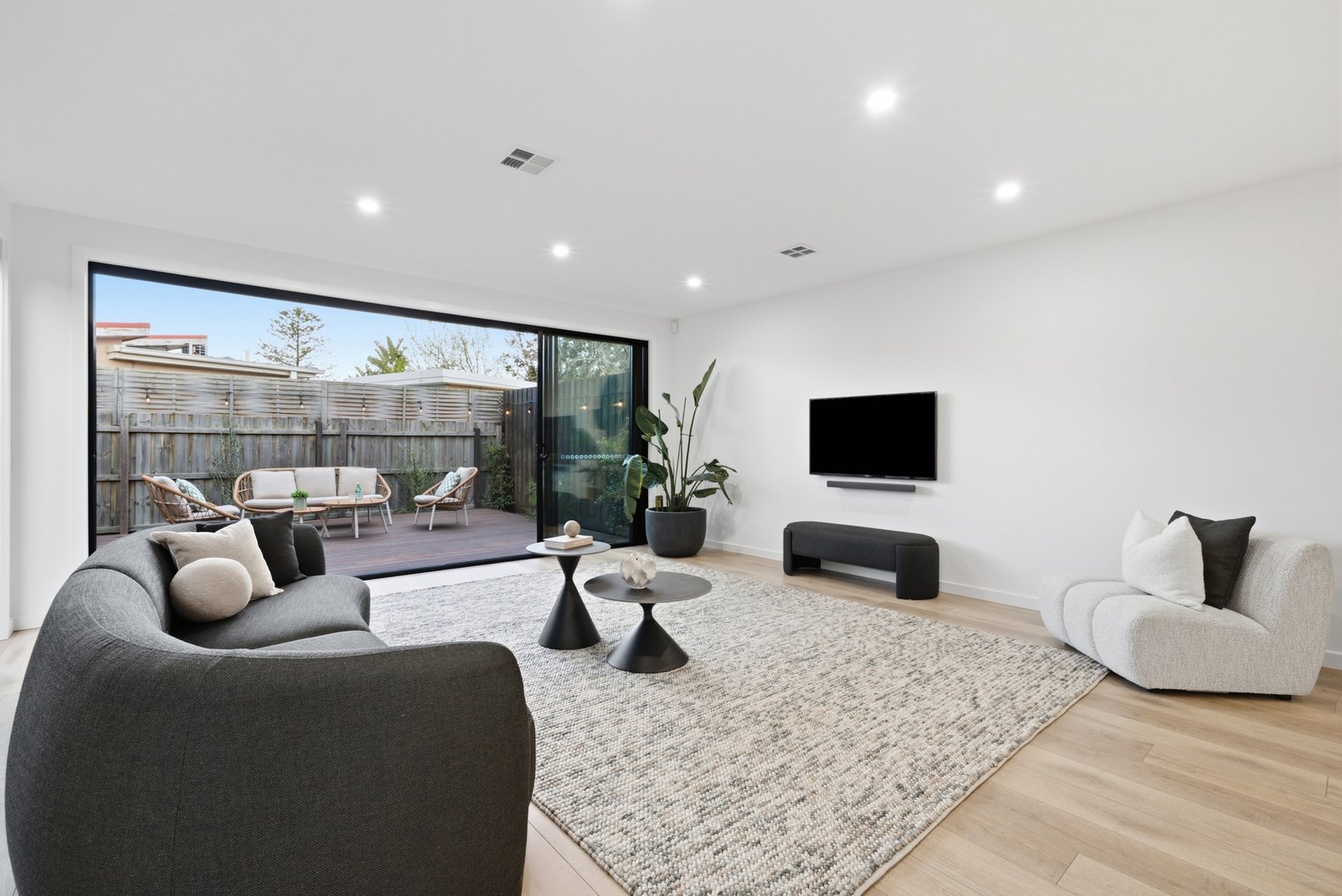 Gallery: 36a Spring Road