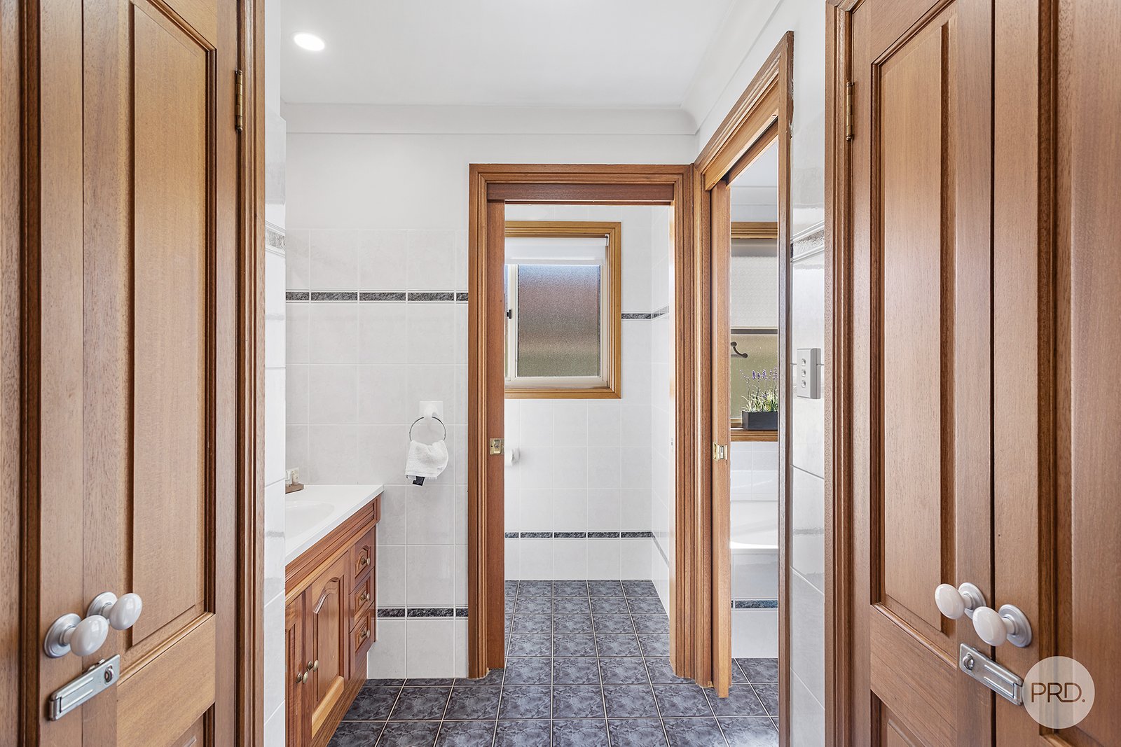 36a The Peninsula  CORLETTE 17