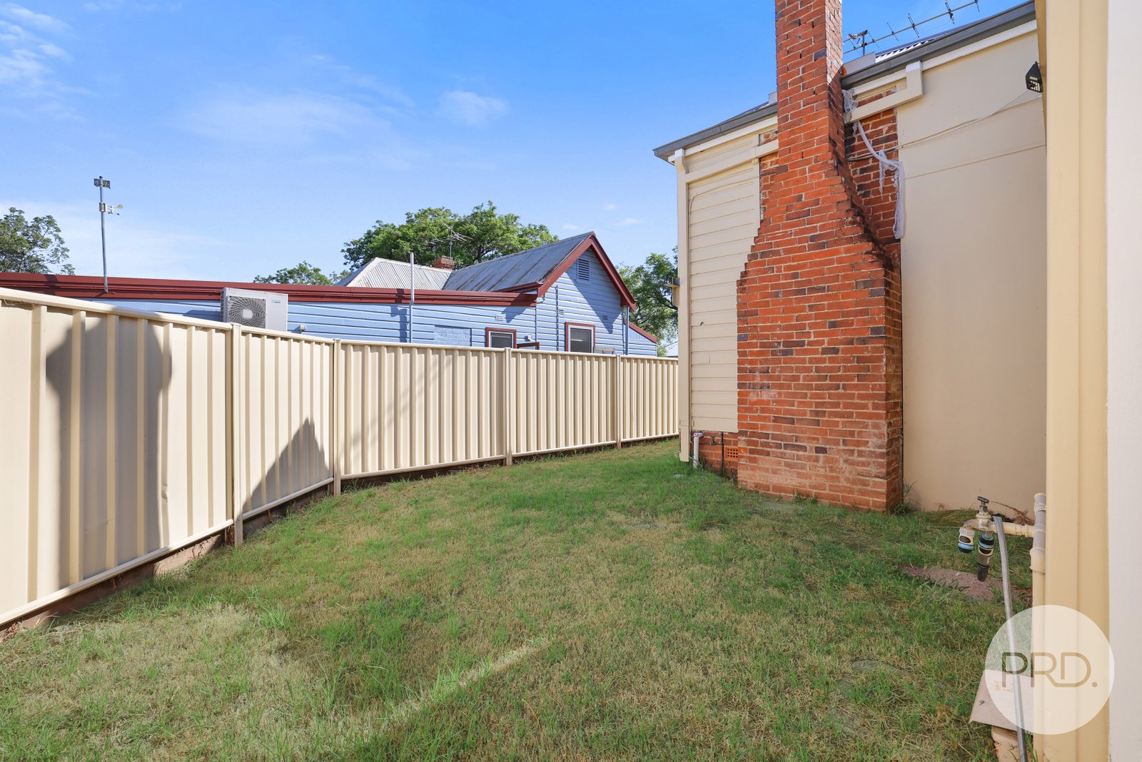 37 & 37a Crown Street TAMWORTH 13