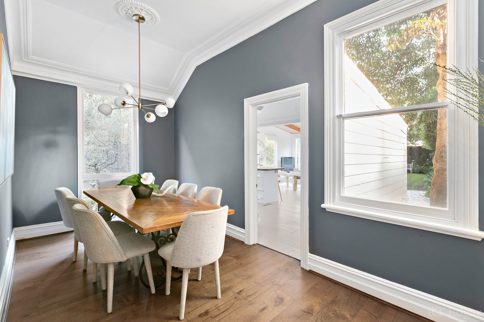 Real Estate and Property in 37 Alma Road, Camberwell, VIC