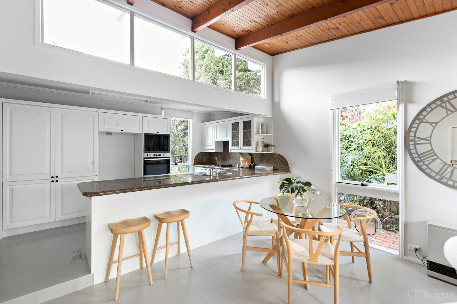 Real Estate and Property in 37 Alma Road, Camberwell, VIC