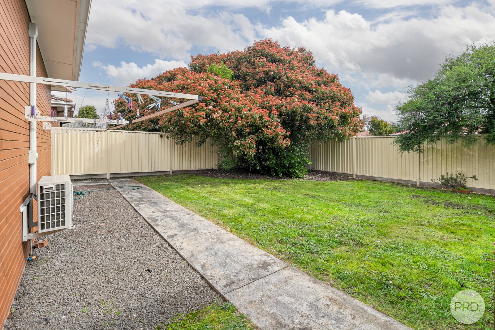 3/7 Baldwin Street WENDOUREE 8