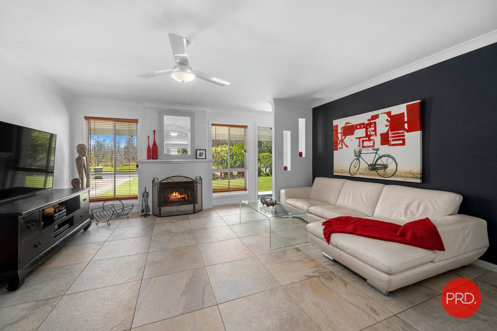 37 Beach Parade MYLESTOM 4