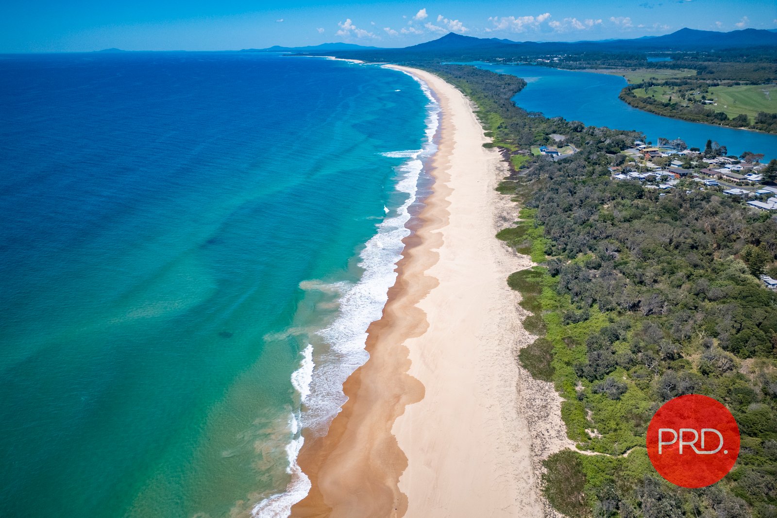 37 Beach Parade MYLESTOM 26