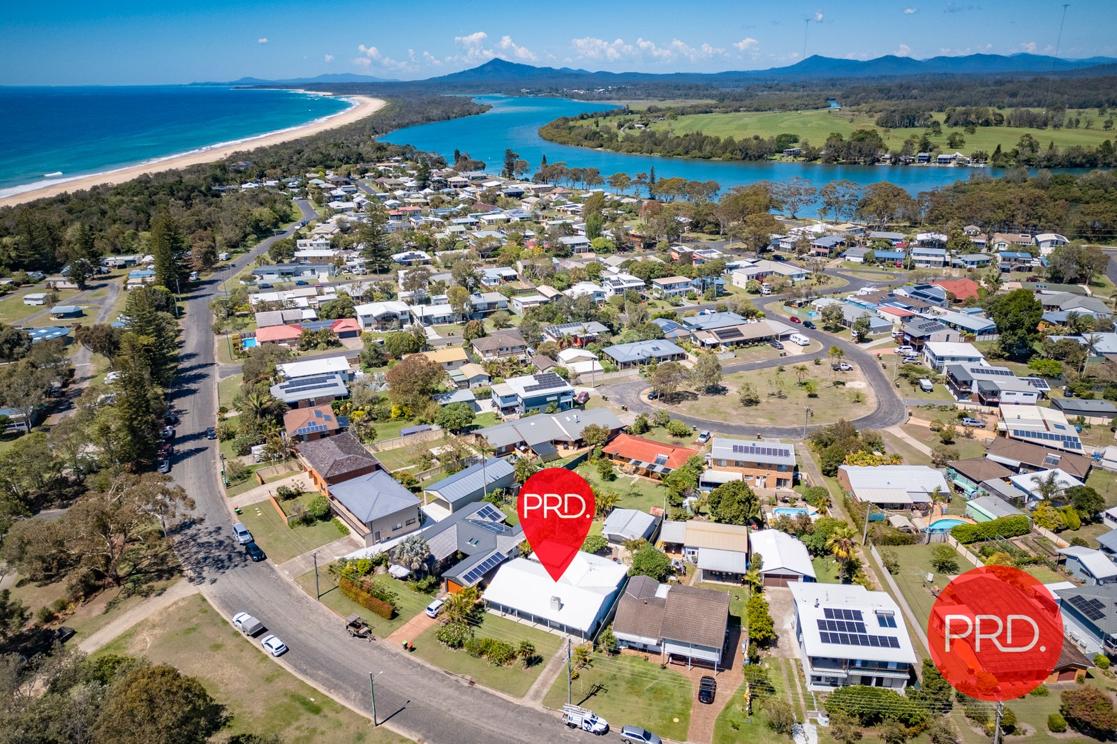 37 Beach Parade MYLESTOM 27