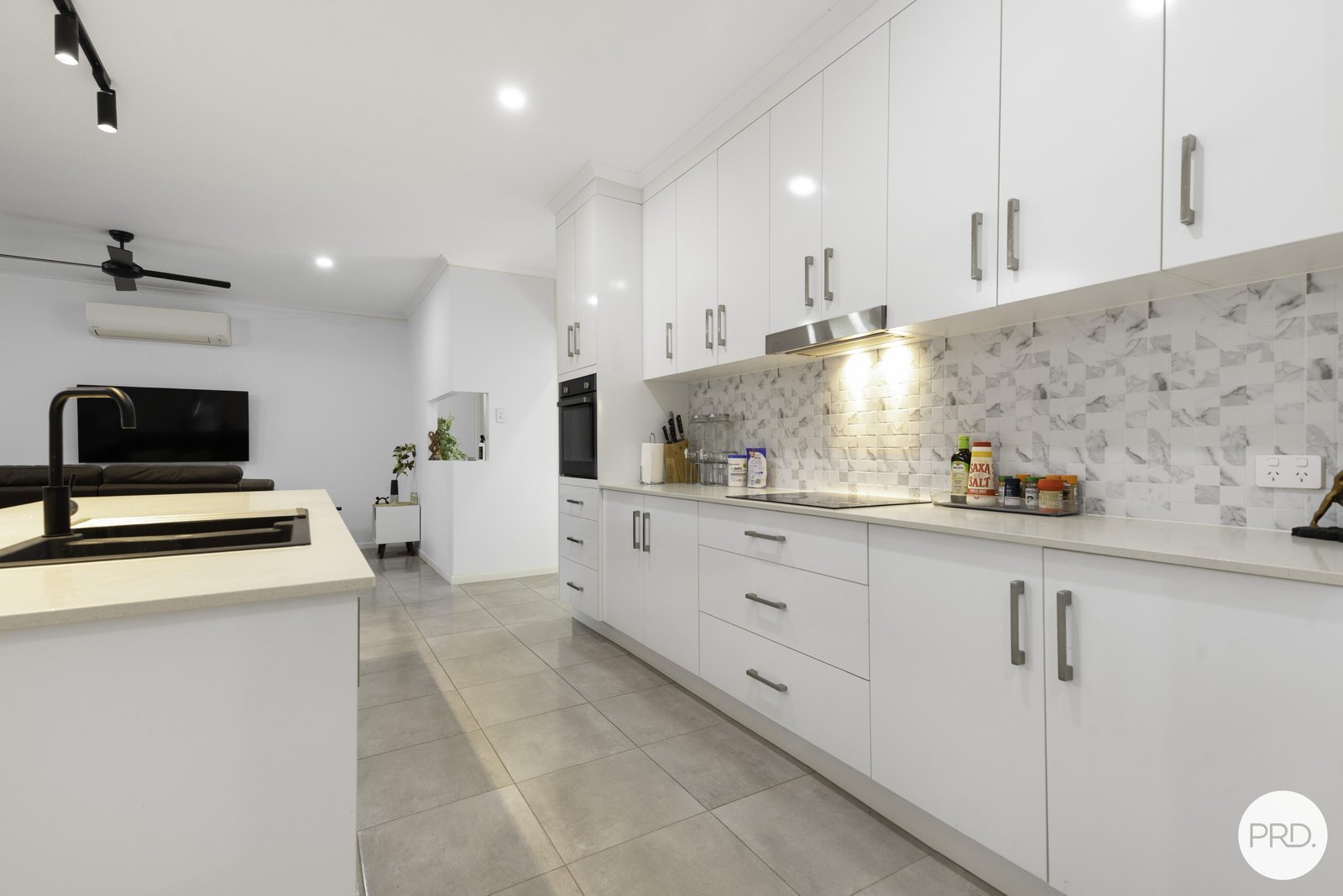 37 Beachwood Circuit BAKERS CREEK 6