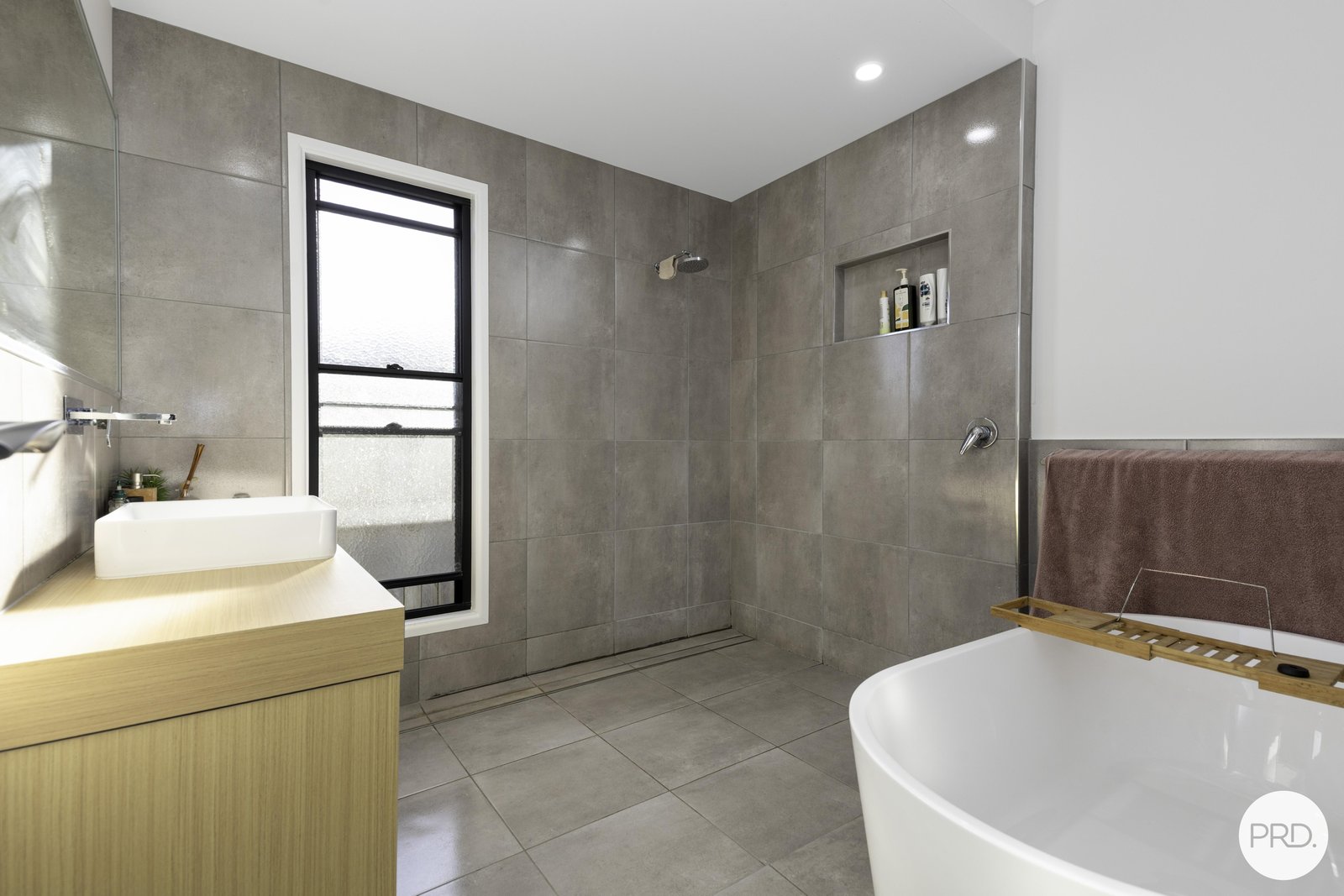 37 Beachwood Circuit BAKERS CREEK 14