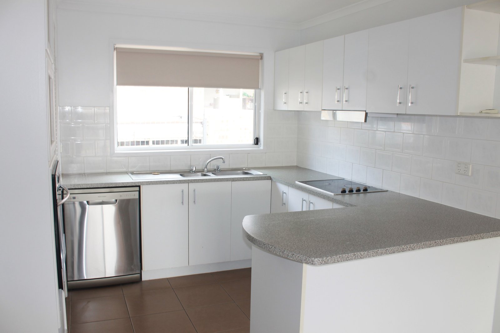 37 Beltana Drive BOYNE ISLAND 2