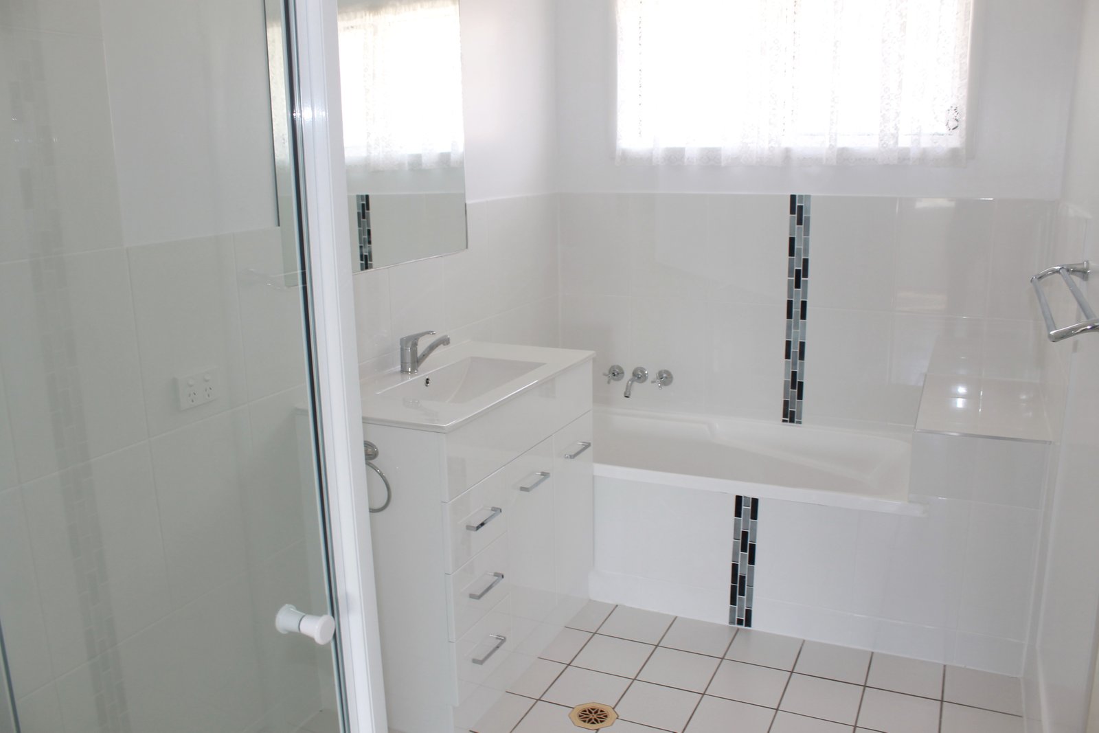 37 Beltana Drive BOYNE ISLAND 11