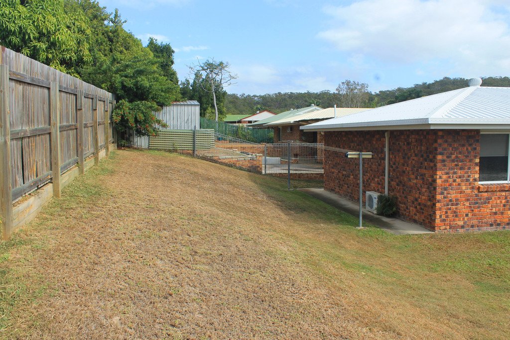 37 Beltana Drive BOYNE ISLAND 14