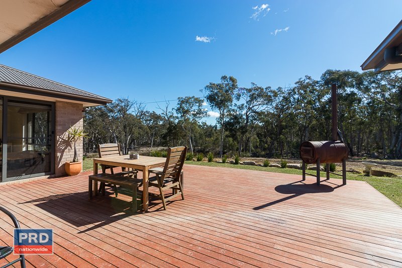 37 Birchmans Grove WAMBOIN 4