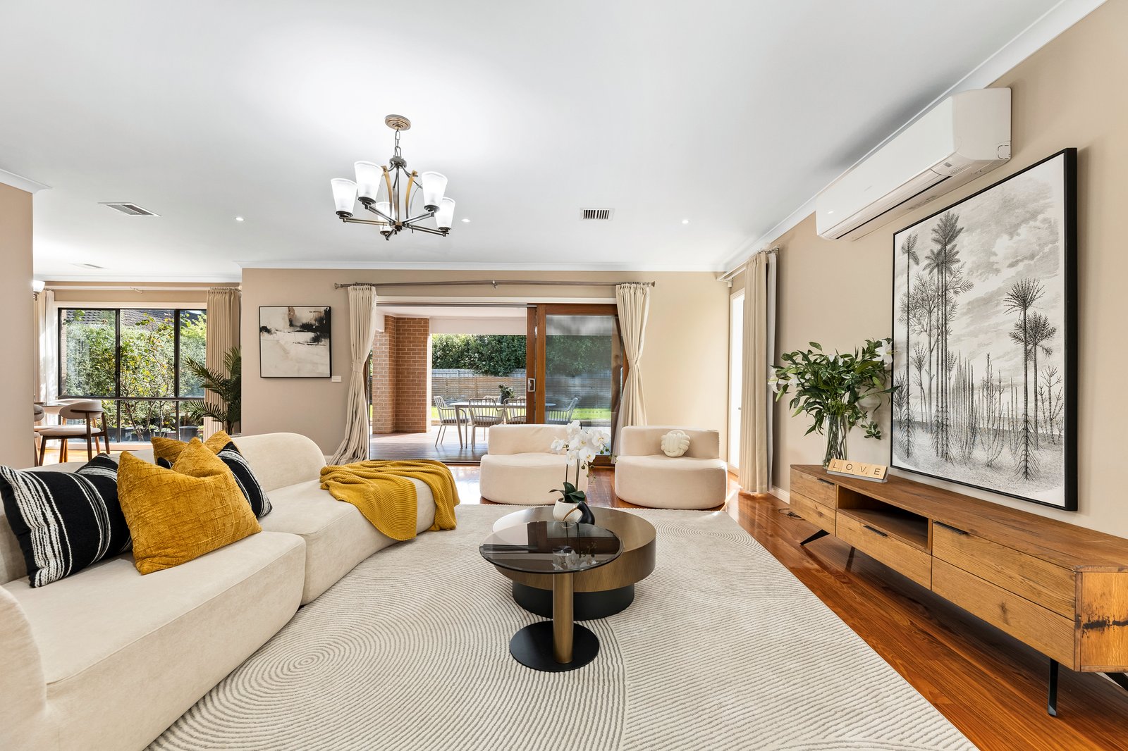 Gallery: 37 Bizley Street