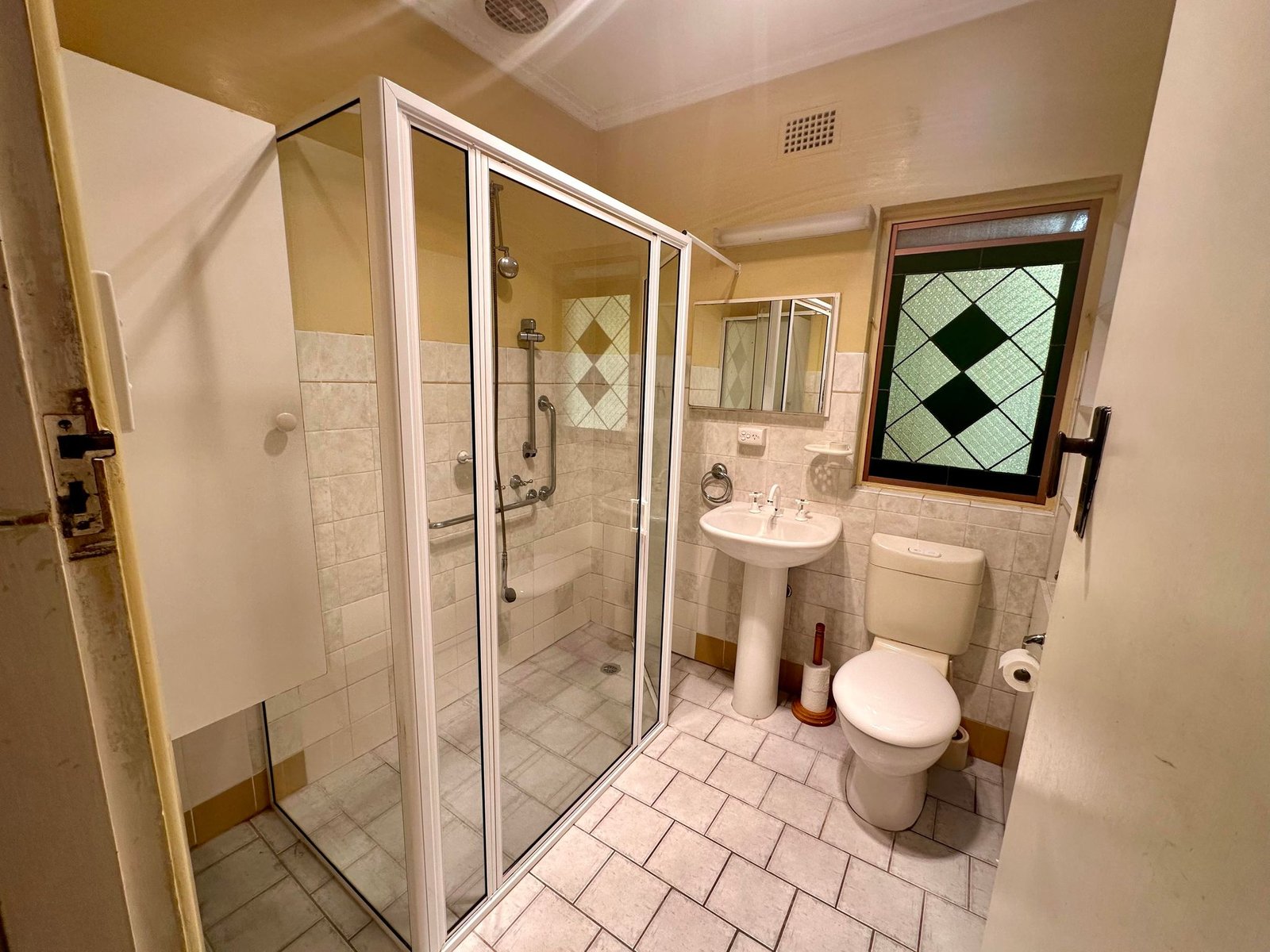 37 Bridge Street TUMBARUMBA 7