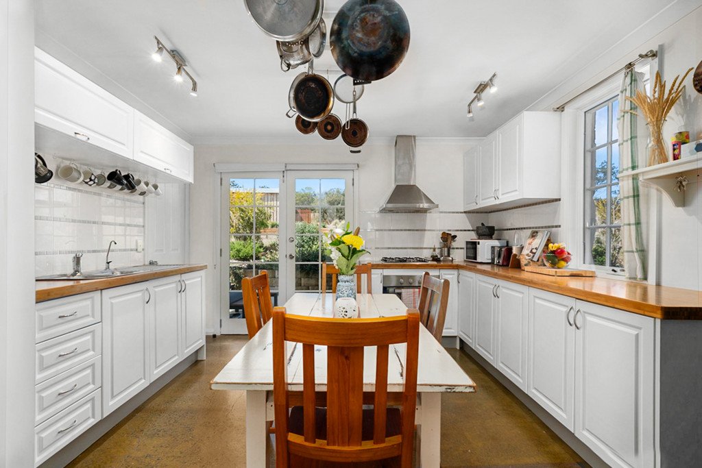 37 Briggs Road OLD BEACH 13