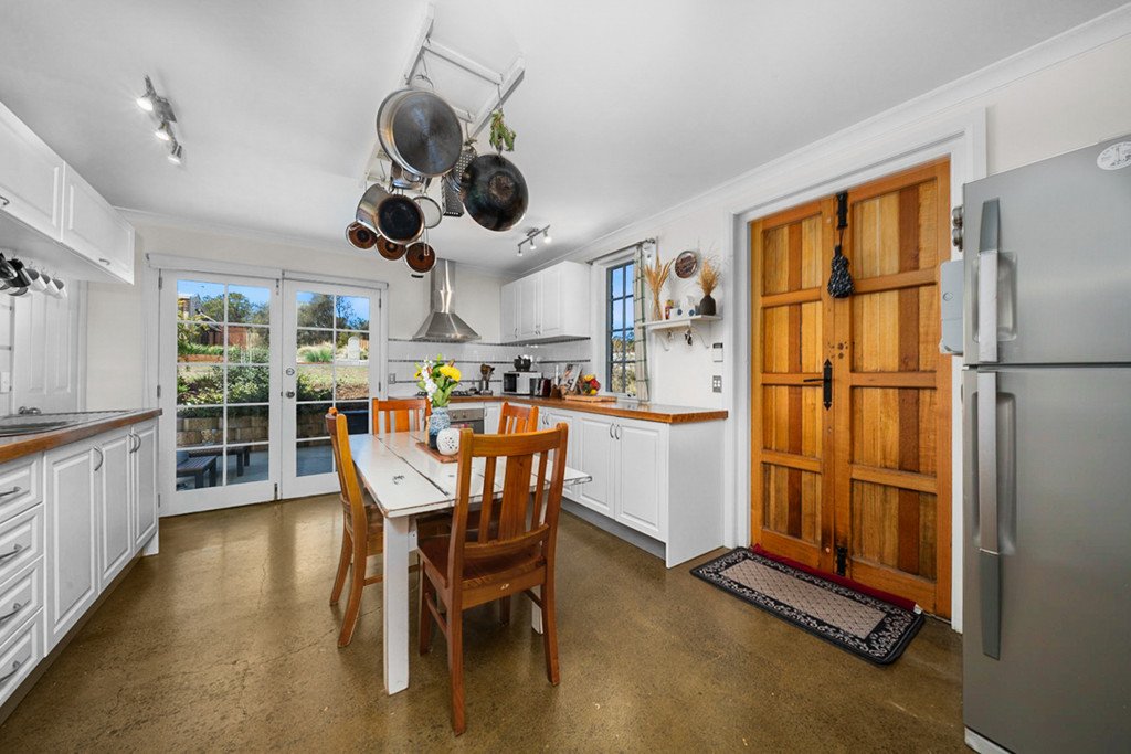 37 Briggs Road OLD BEACH 14