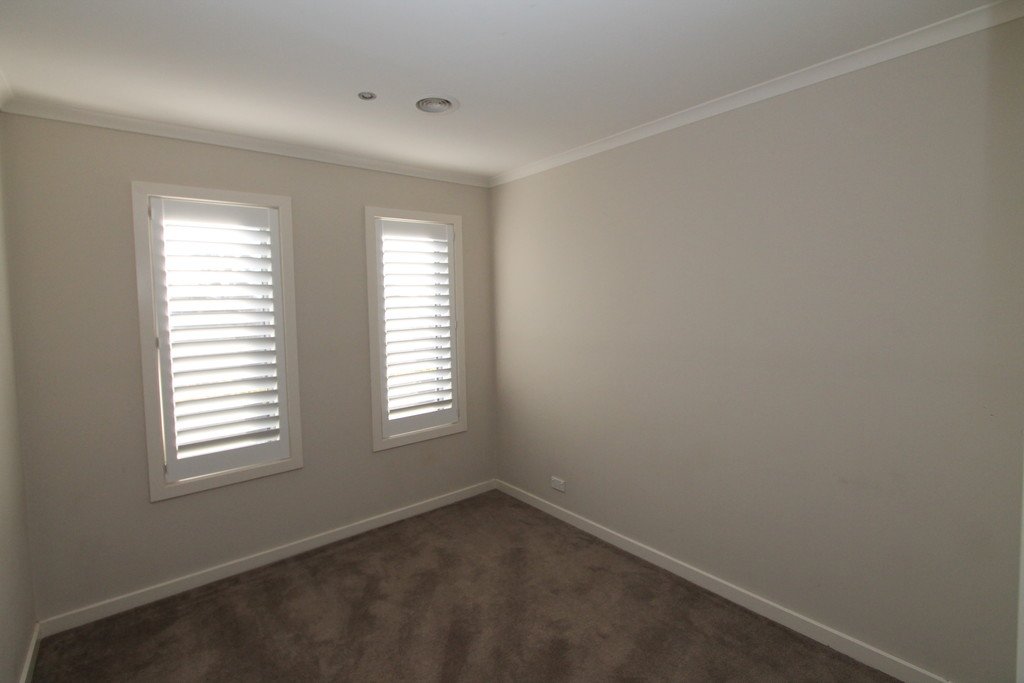 37 Brighton Court WENDOUREE 10