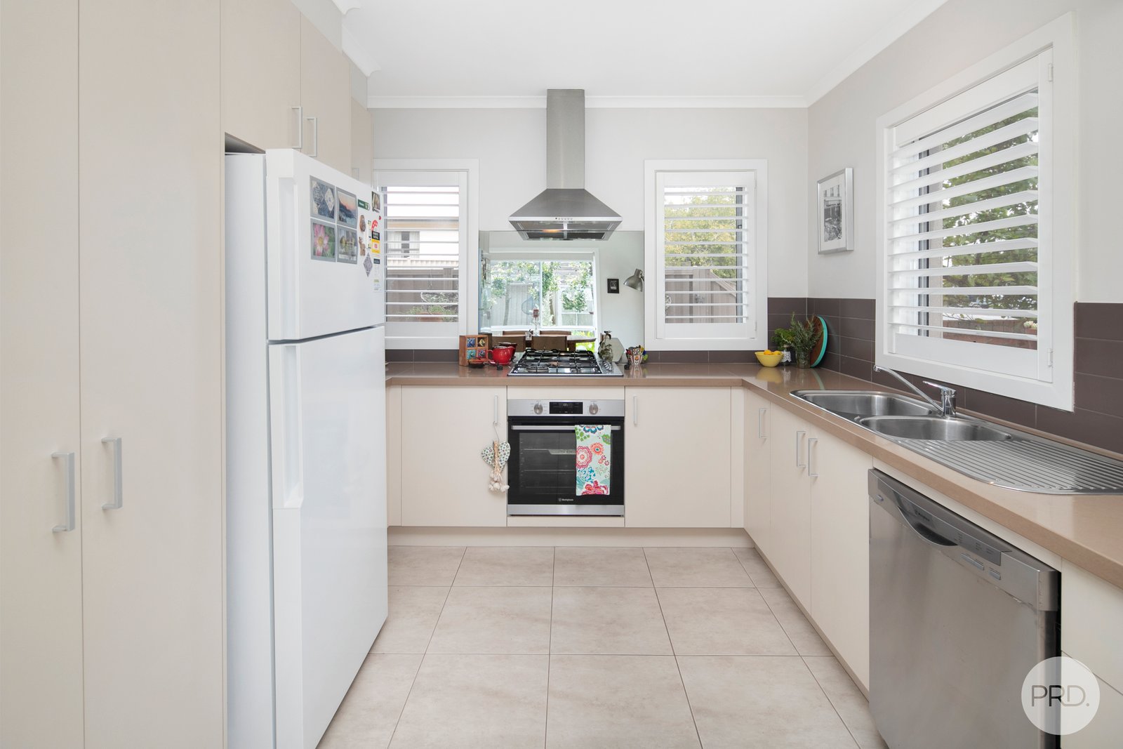 37 Brighton Court WENDOUREE 9