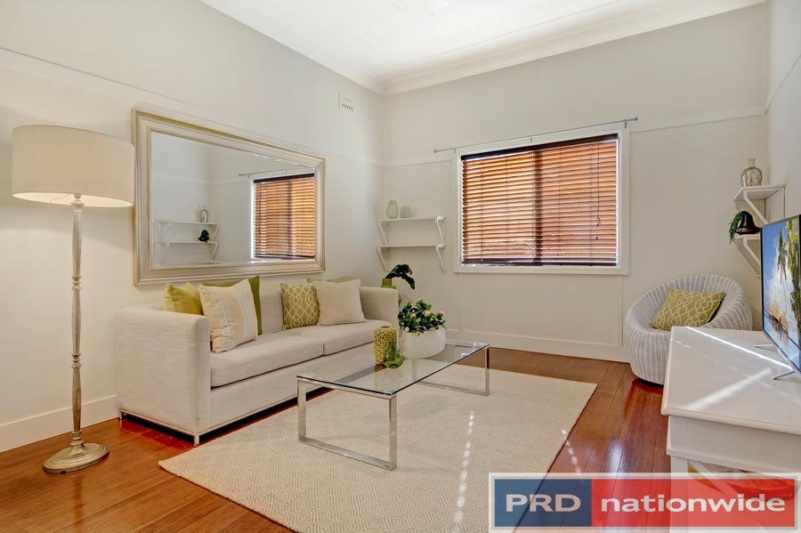 37 Broughton Street MORTDALE 2