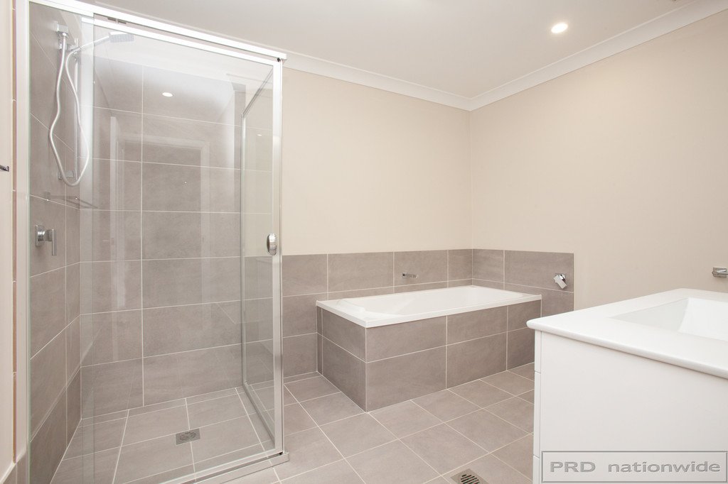 37 Budgeree Drive ABERGLASSLYN 14