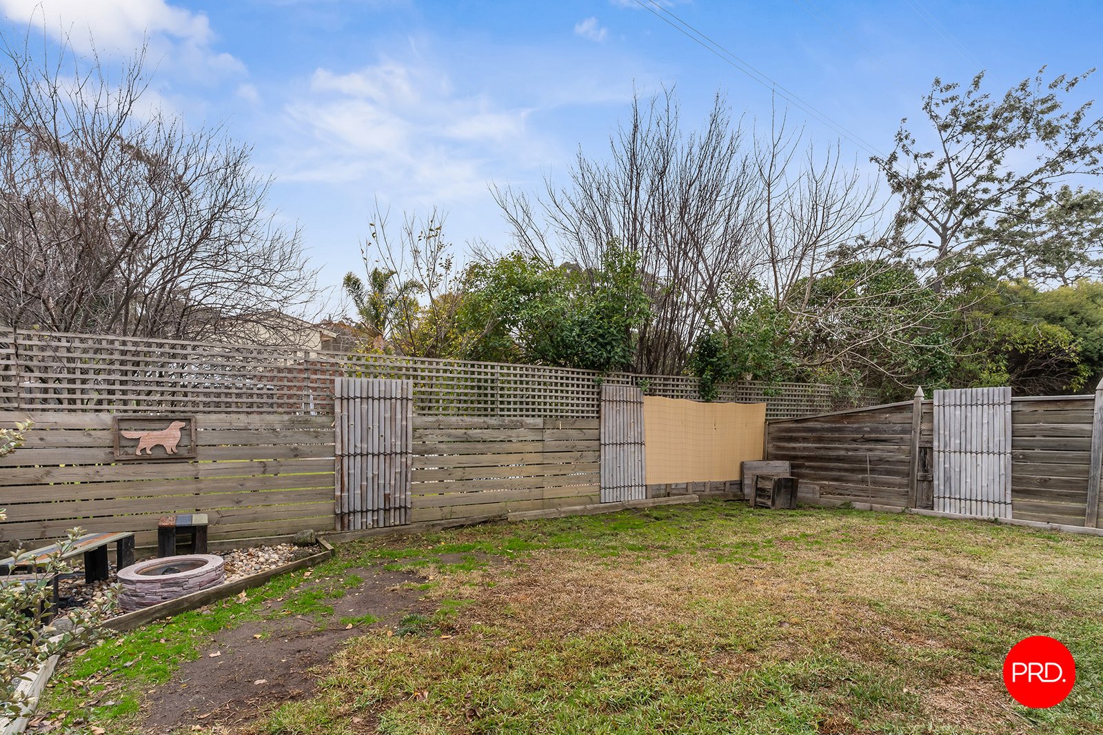 3/7 Caleb Close GOLDEN SQUARE 12