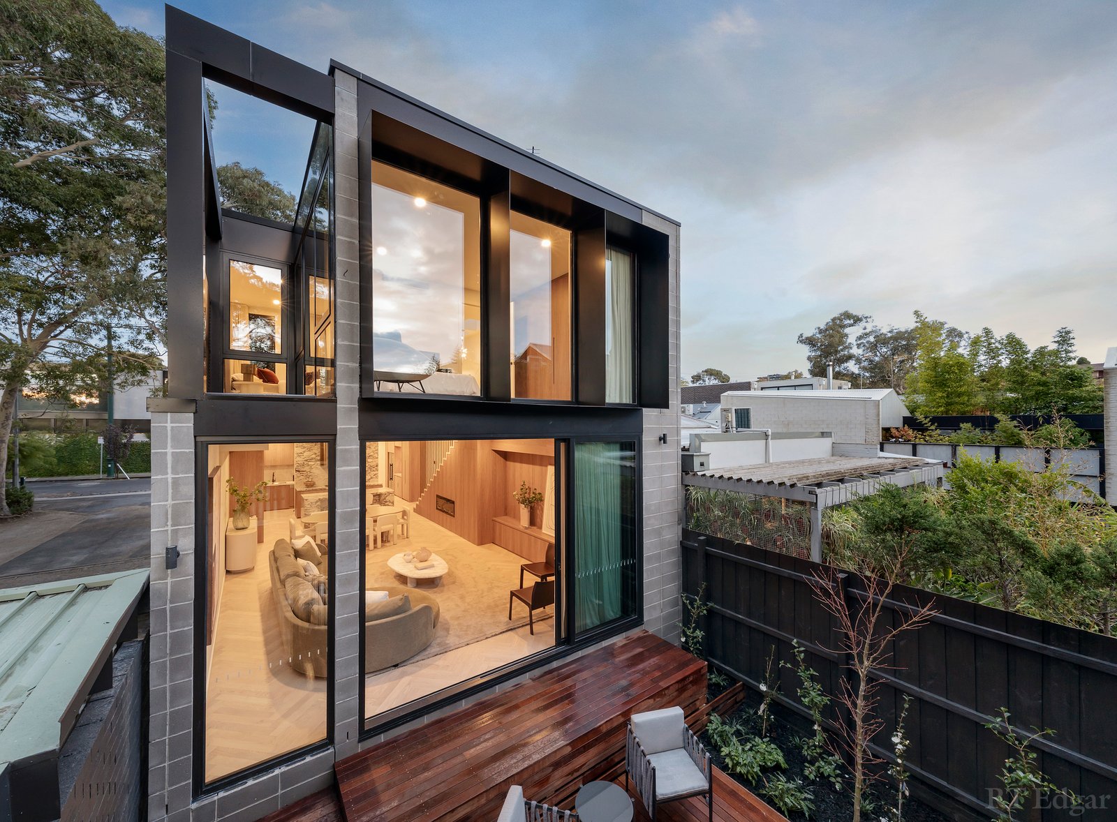 Real Estate and Property in 37 Canterbury Road, Toorak, VIC