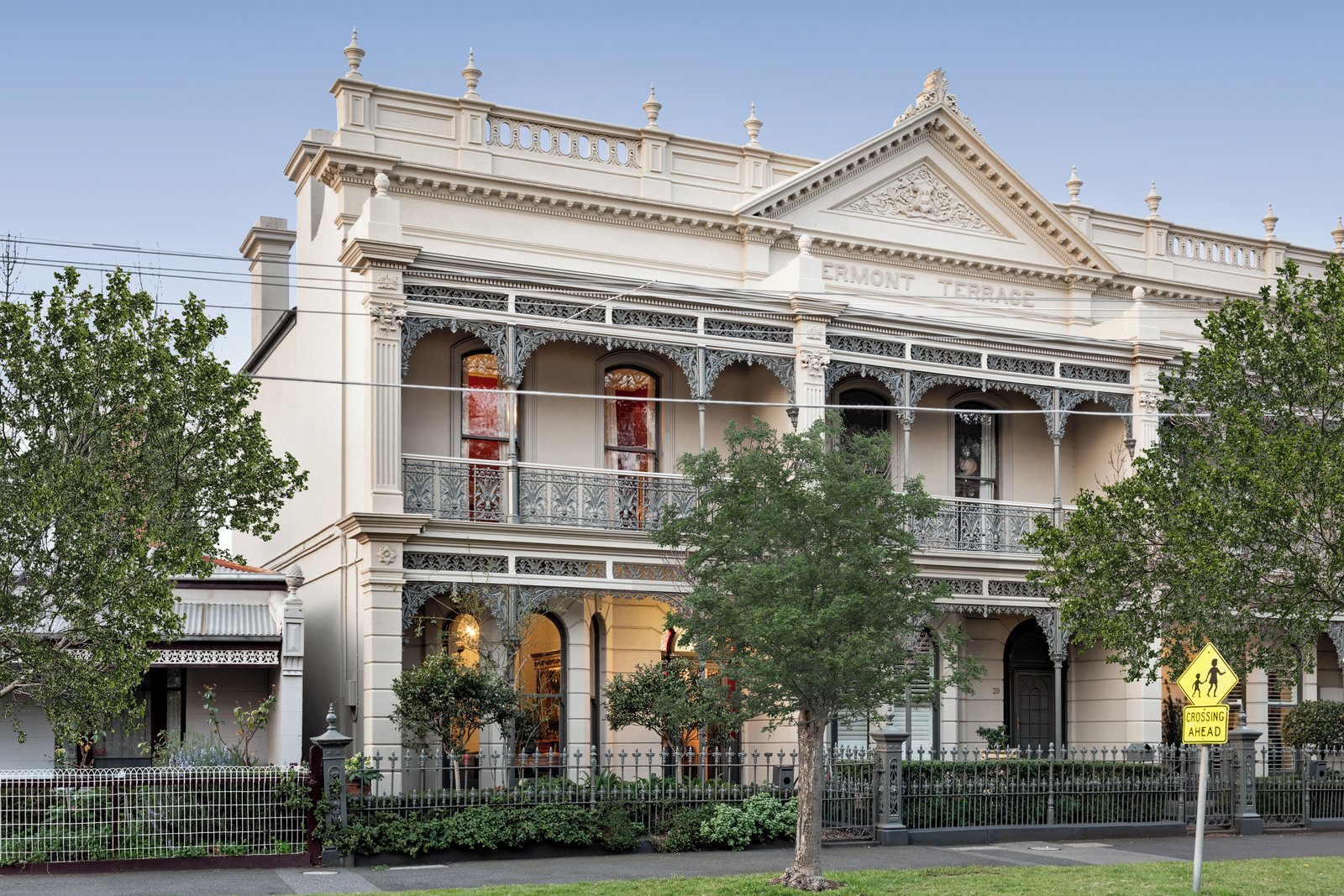 37 Cardigan Place, Albert Park, 3206