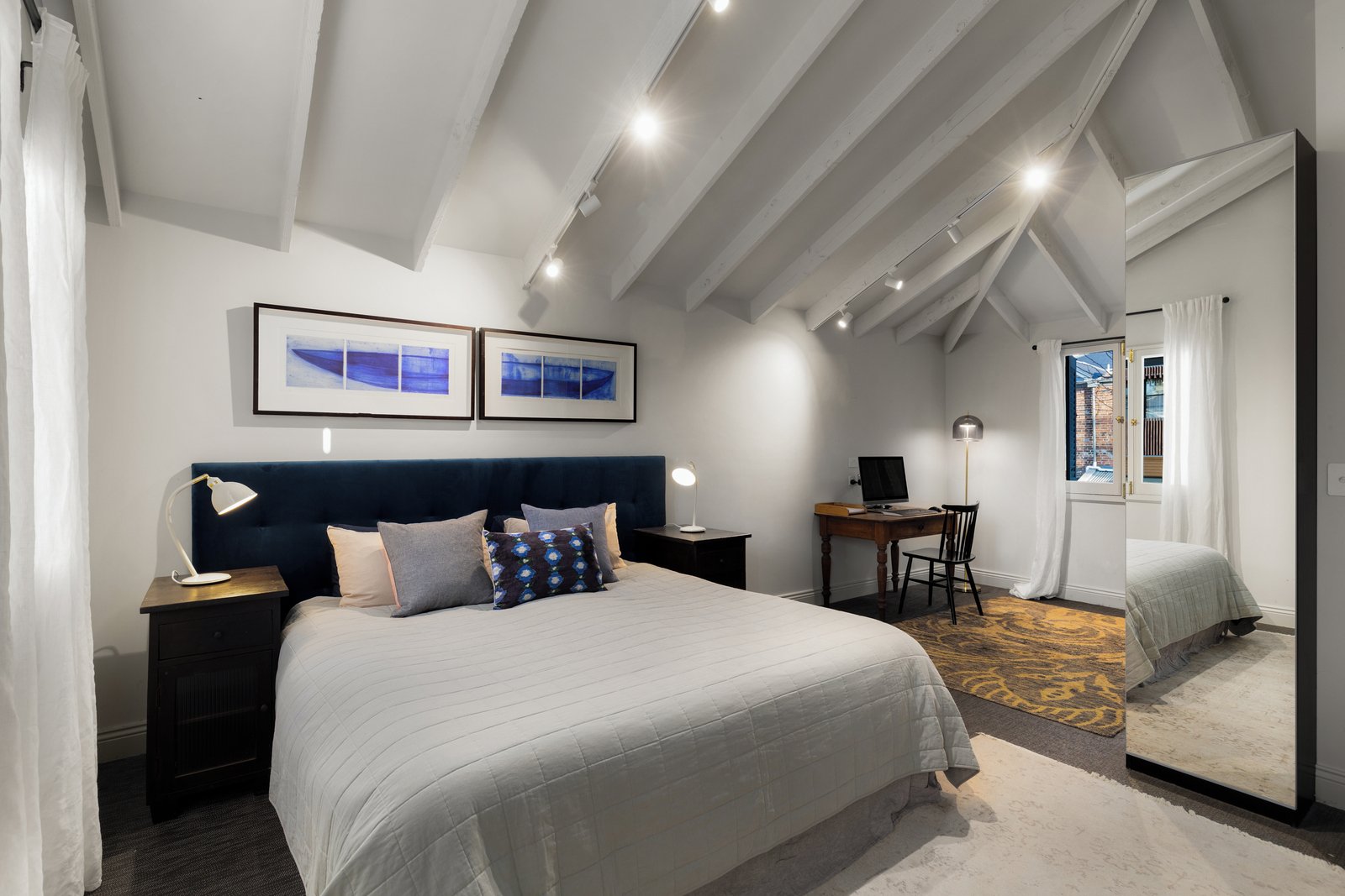 37 Cardigan Place, Albert Park, 3206