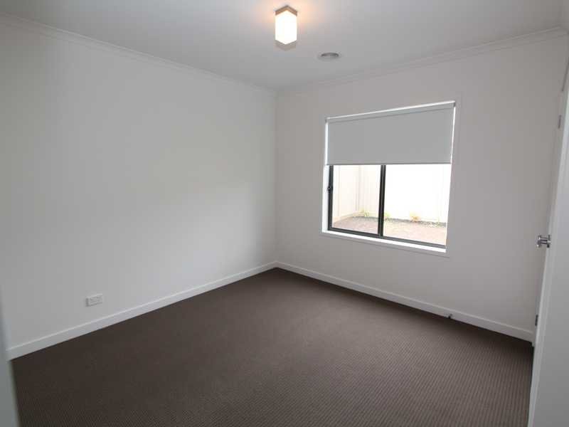 37 Chase Boulevard ALFREDTON 8