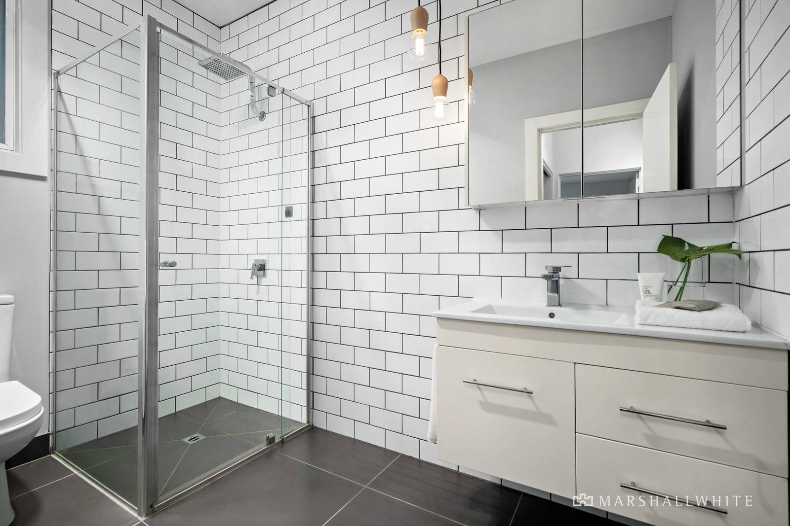 37 Clynden Avenue, Malvern East, VIC