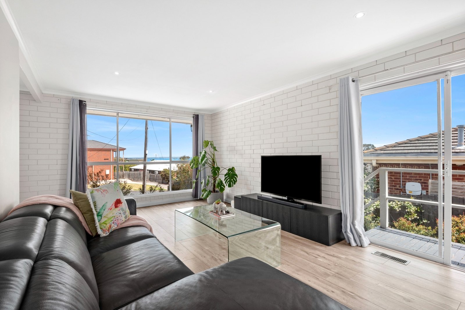 Gallery: 37 Coolangatta Drive