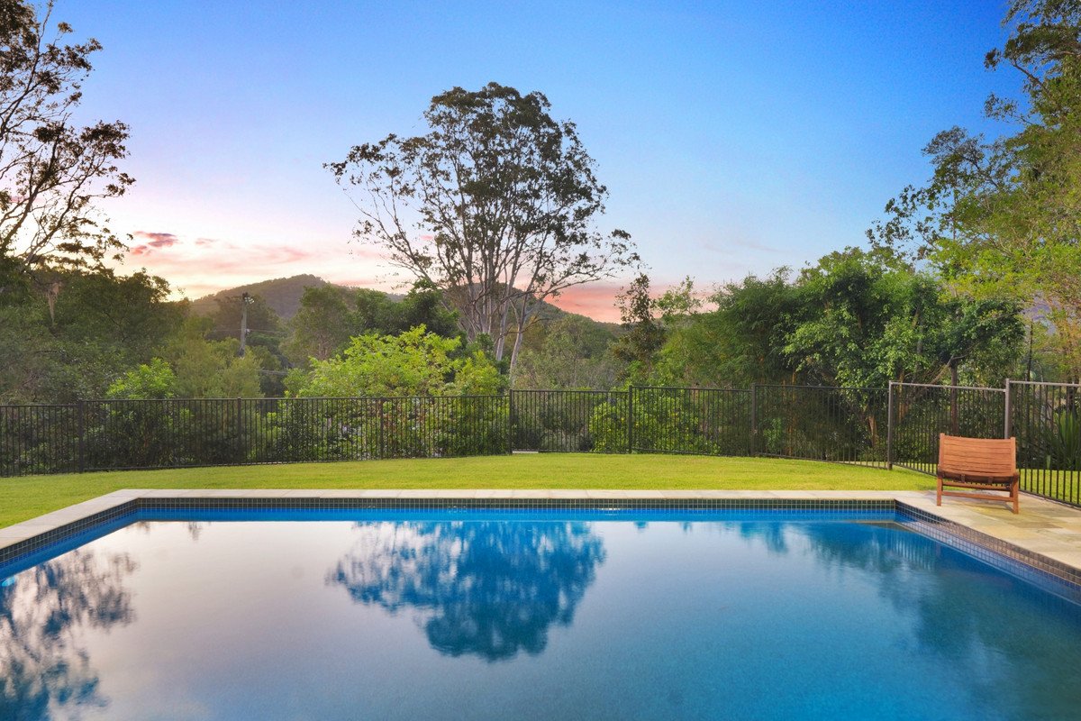 37 Coorabin Court Tallebudgera 25