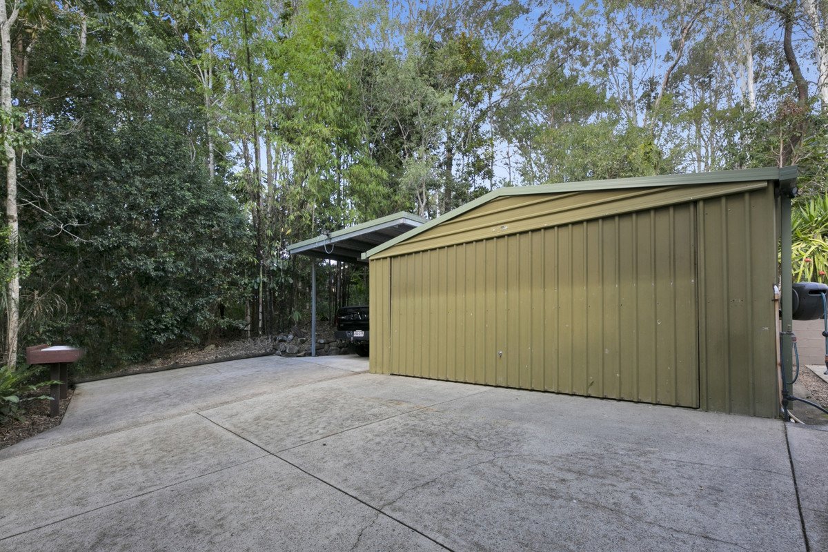 37 Coorabin Court Tallebudgera 33