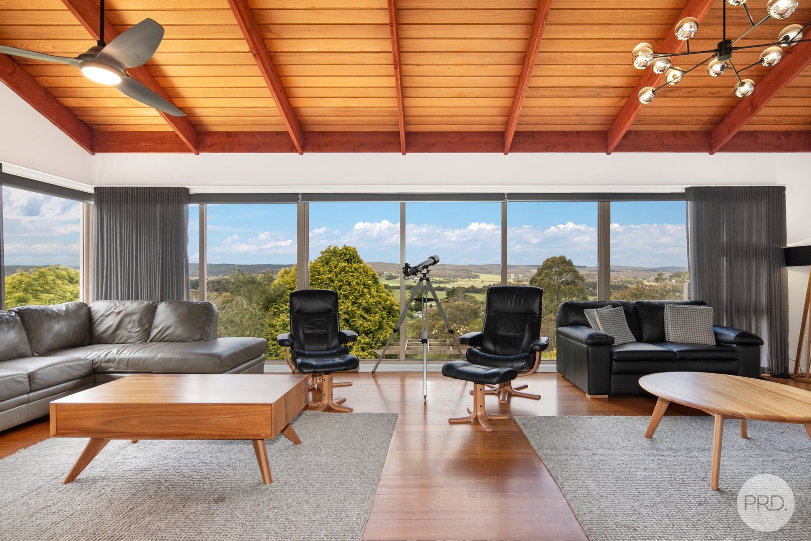 37 Cummins Road MOUNT ROWAN 2