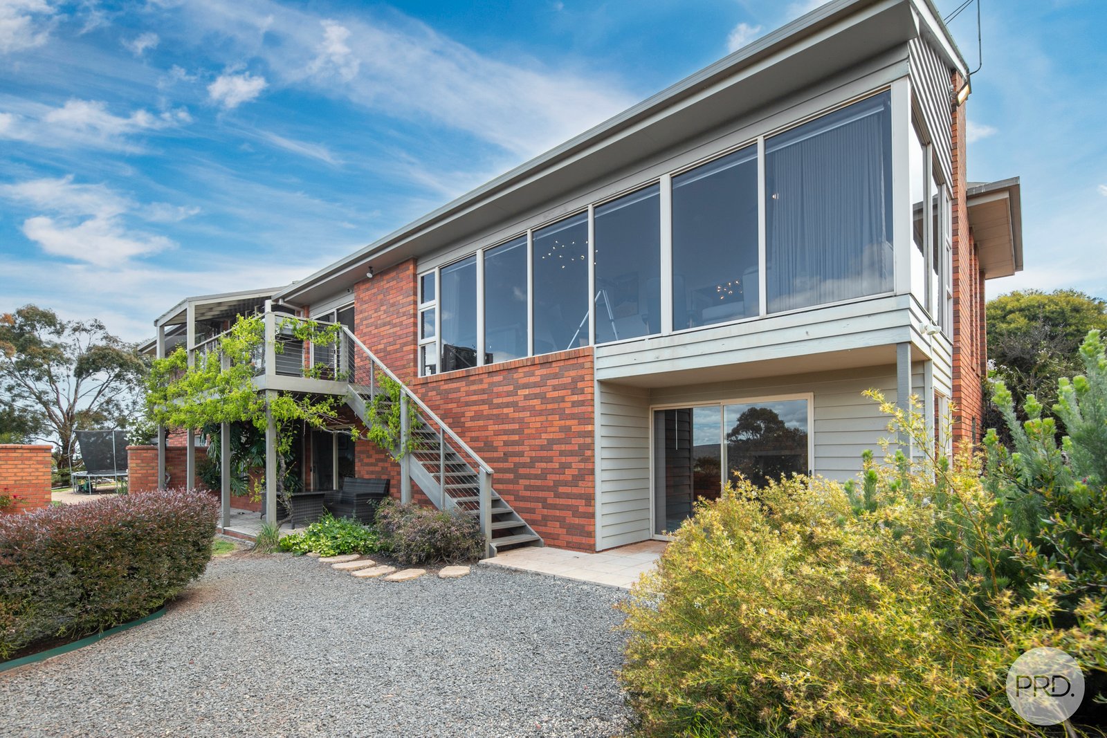 37 Cummins Road MOUNT ROWAN 4