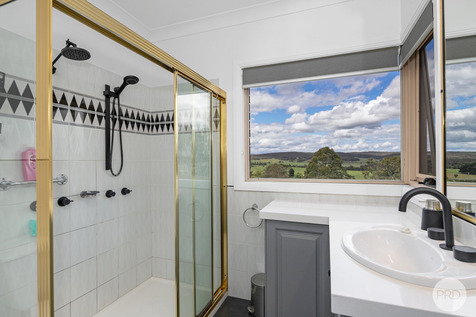 37 Cummins Road MOUNT ROWAN 13