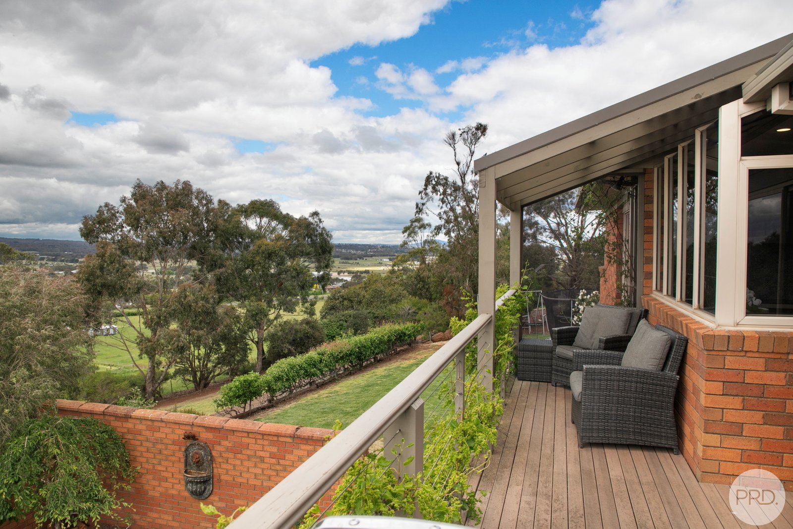 37 Cummins Road MOUNT ROWAN 21