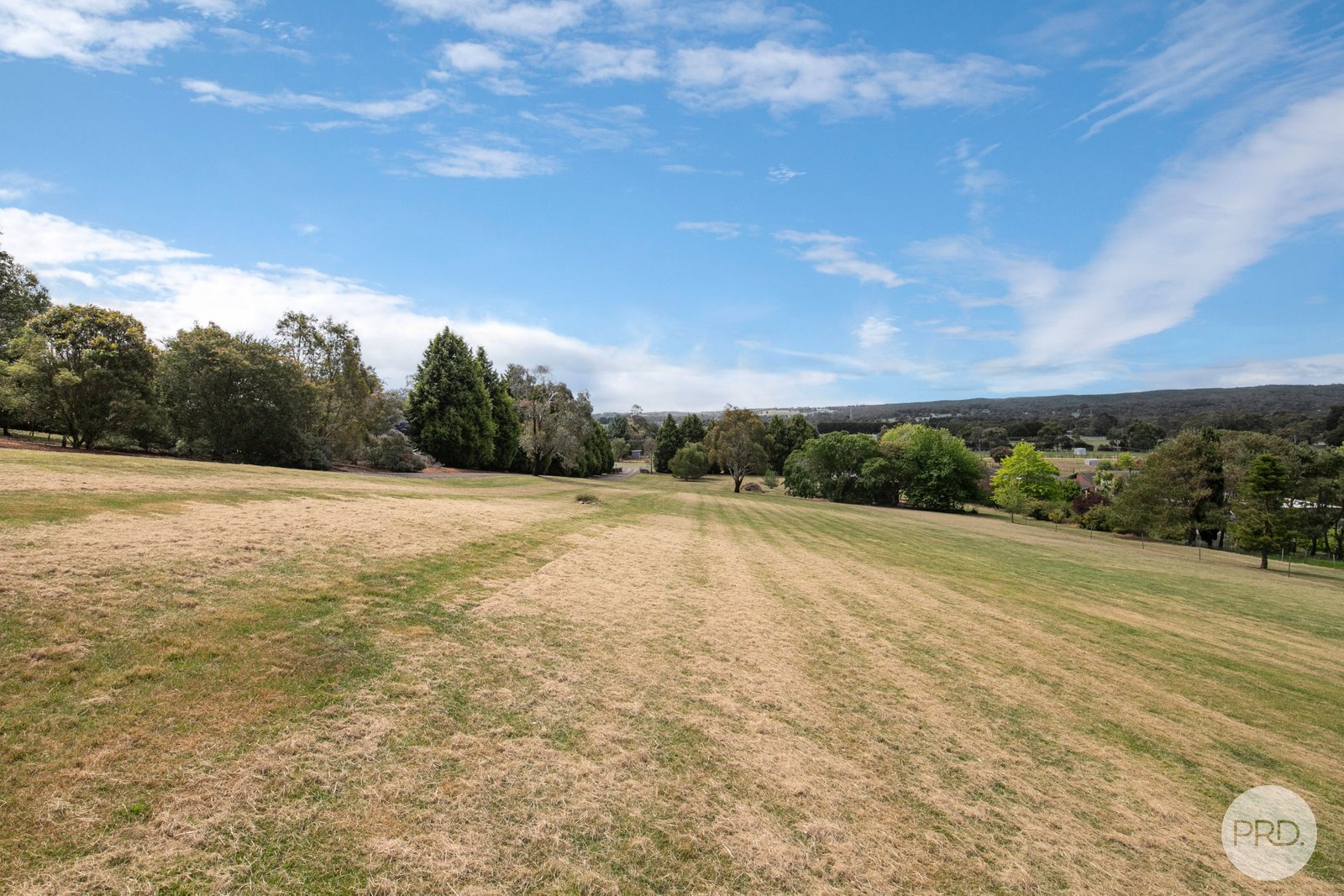 37 Cummins Road MOUNT ROWAN 28