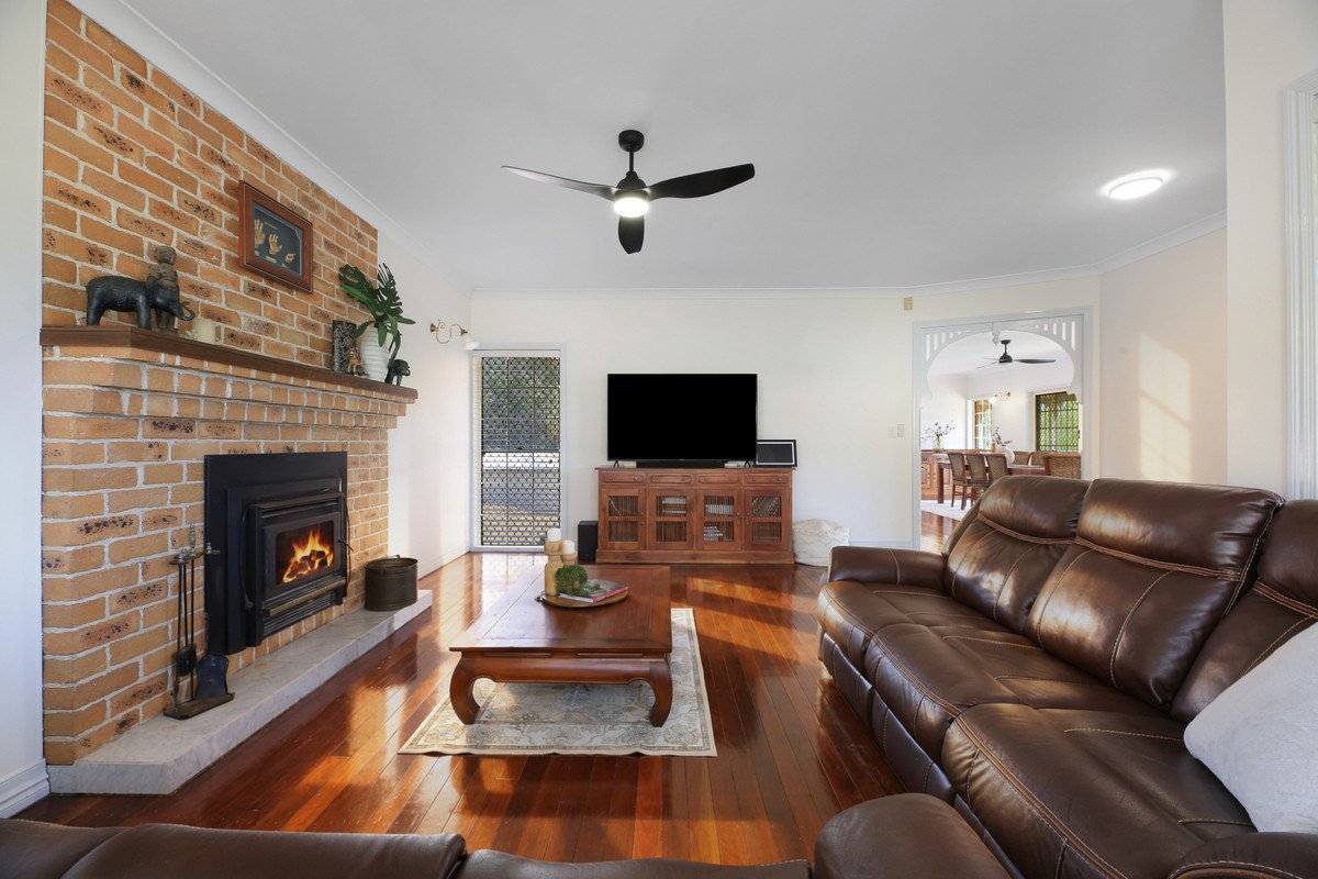 37 Currong Crescent Mudgeeraba 3