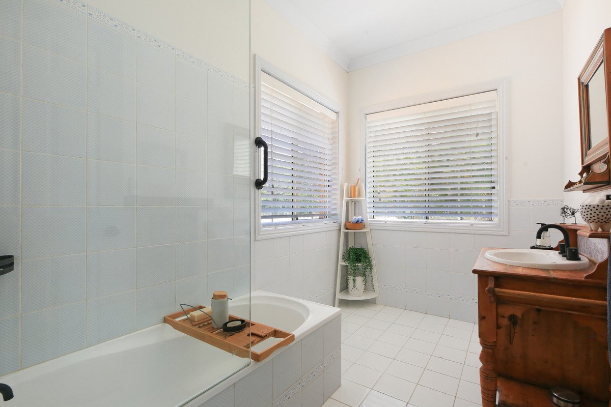 37 Currong Crescent Mudgeeraba 18